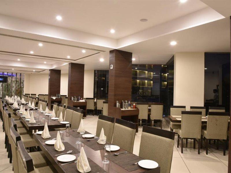 Hotel Lake View Saputara Dış mekan fotoğraf